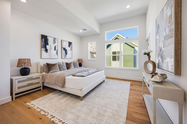 2810 Mills Street, Houston, TX 77026