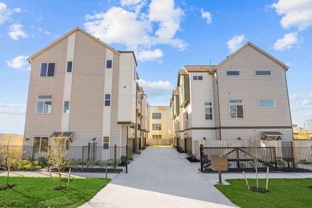 2810 Mills Street, Houston, TX 77026