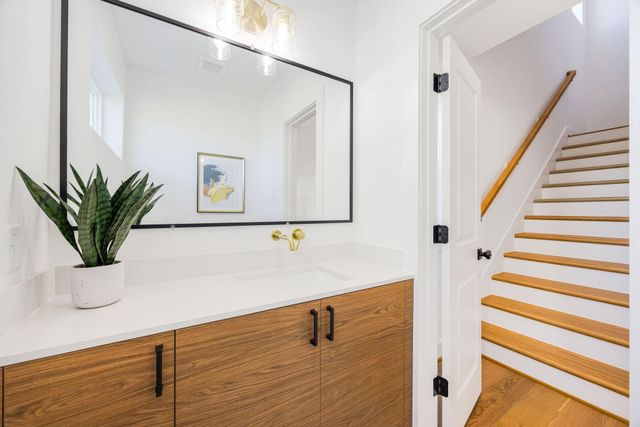 2810 Mills Street, Houston, TX 77026