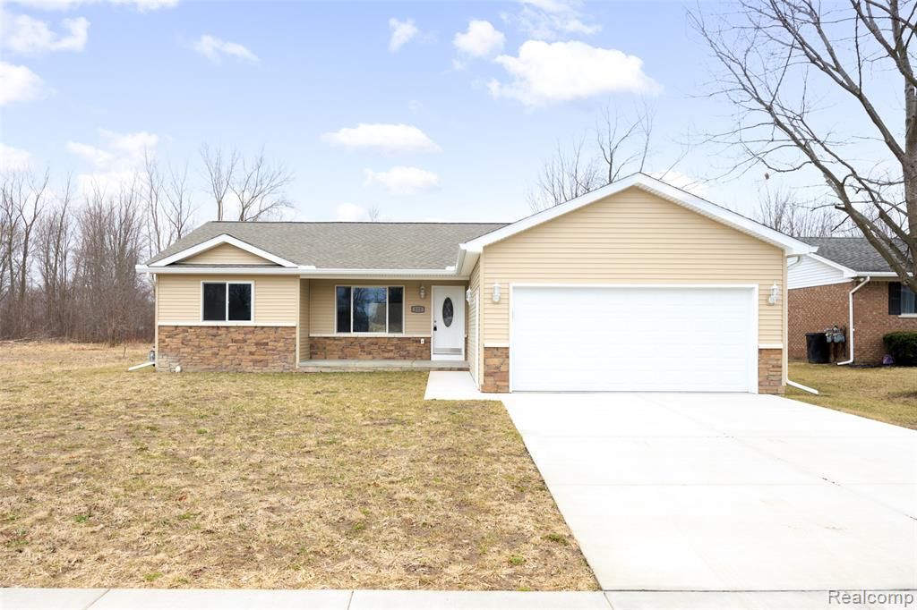 332 Gladys Street, Marine City, MI 48039