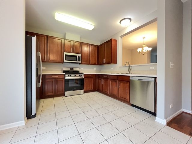 2009 CONCORD Drive, Mchenry, IL 60050