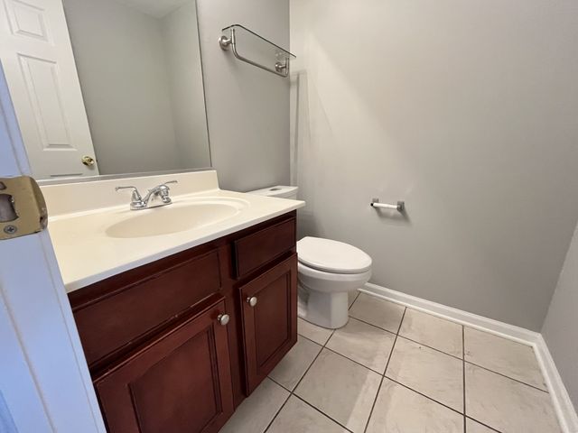2009 CONCORD Drive, Mchenry, IL 60050