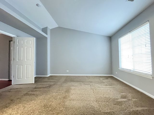 2009 CONCORD Drive, Mchenry, IL 60050