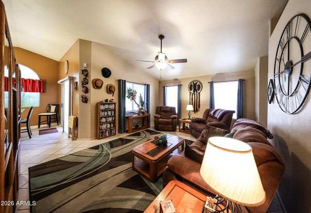 8845 W GREER Avenue, Peoria, AZ 85345