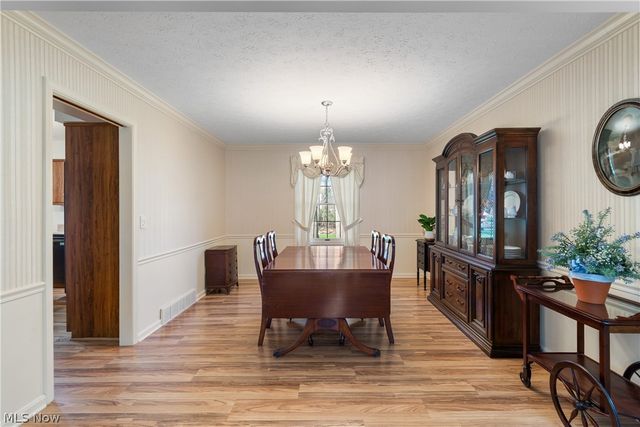 2180 Macon Court, Westlake, OH 44145