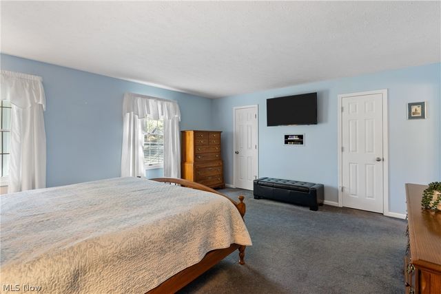 2180 Macon Court, Westlake, OH 44145