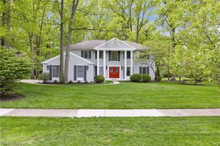 2180 Macon Court, Westlake, OH 44145