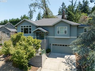 2688 SUNCREST Ave, Eugene, OR 97405