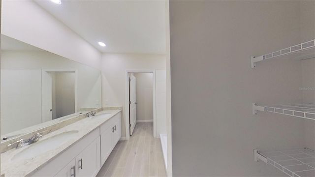 140 HOLLY BANK AVENUE, Nokomis, FL 34275