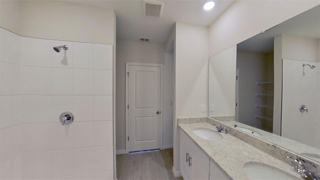 140 HOLLY BANK AVENUE, Nokomis, FL 34275