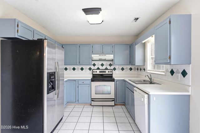 706 Nut Bush Court, Wilmington, NC 28411