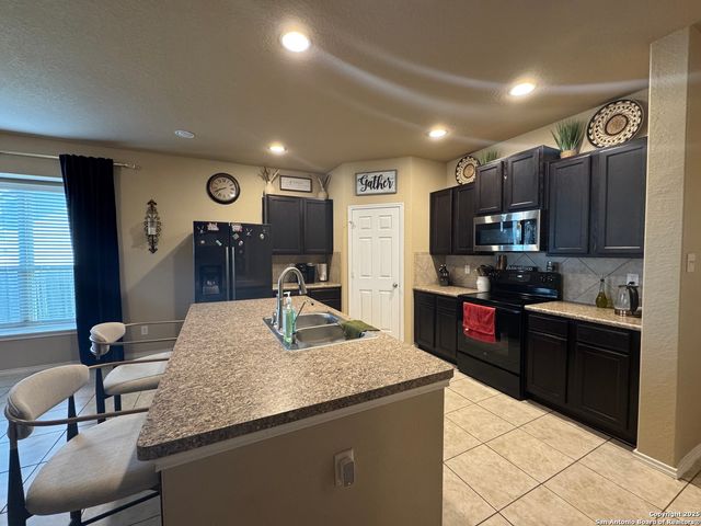 5726 Ivans Farm, San Antonio, TX 78244