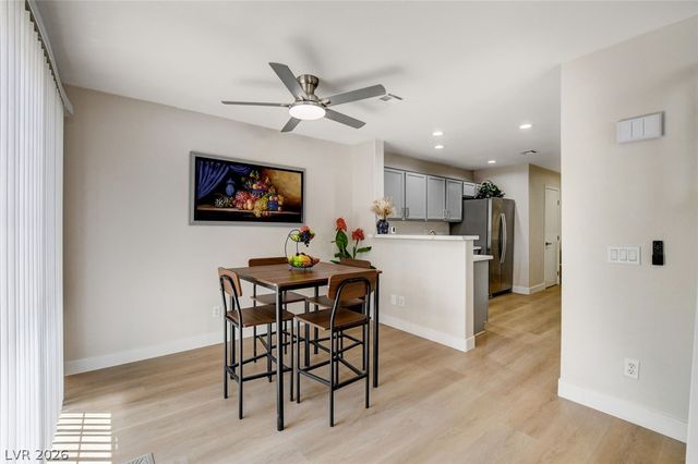 3923 Starfield Lane, Las Vegas, NV 89147