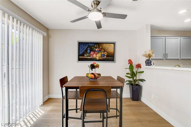 3923 Starfield Lane, Las Vegas, NV 89147