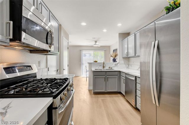 3923 Starfield Lane, Las Vegas, NV 89147