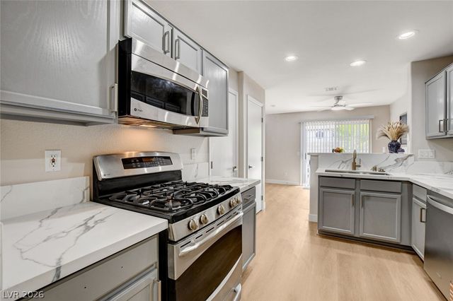3923 Starfield Lane, Las Vegas, NV 89147