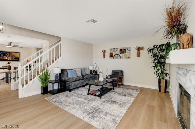 3923 Starfield Lane, Las Vegas, NV 89147