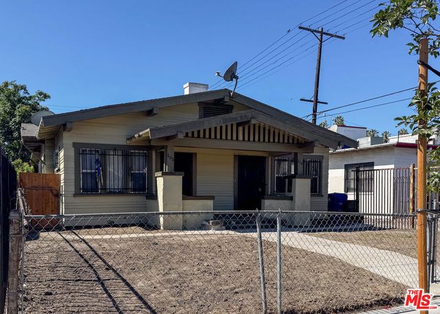 624 E 49th Street, Los Angeles, CA 90011