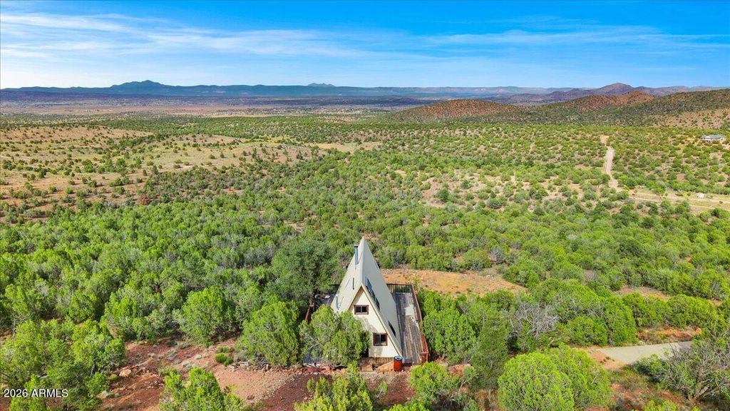 Image 17 of property listing at 4671 W Cedar Heights Road, Chino Valley, AZ 86323