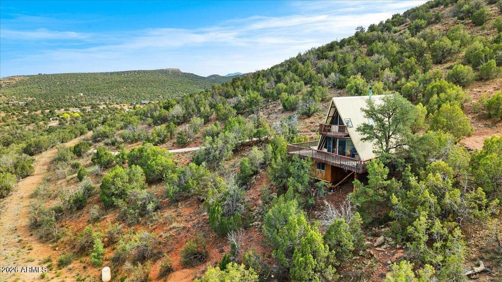 Image 3 of property listing at 4671 W Cedar Heights Road, Chino Valley, AZ 86323