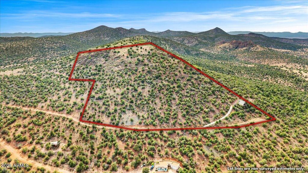 Image 4 of property listing at 4671 W Cedar Heights Road, Chino Valley, AZ 86323