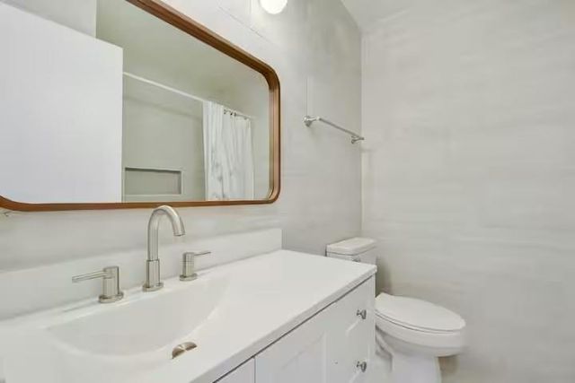 2700 Kerrybrook LN, Austin, TX 78757