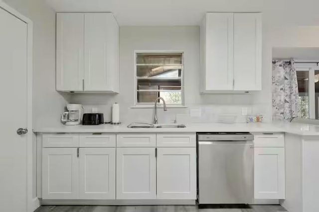 2700 Kerrybrook LN, Austin, TX 78757