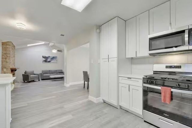 2700 Kerrybrook LN, Austin, TX 78757