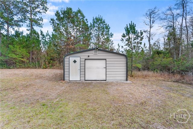 661 Quail Dr, Ludowici, GA 31316