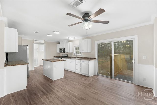 661 Quail Dr, Ludowici, GA 31316