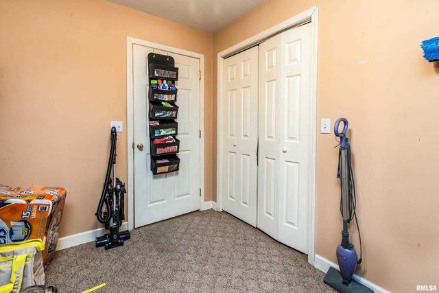 902 N TAFT Street, Marion, IL 62959