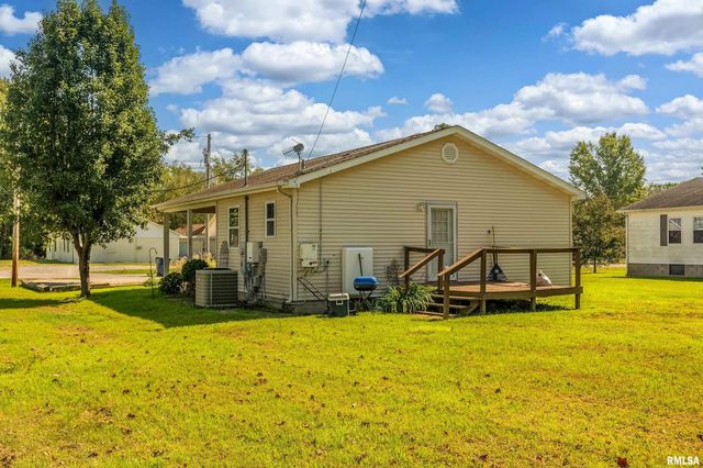 902 N TAFT Street, Marion, IL 62959