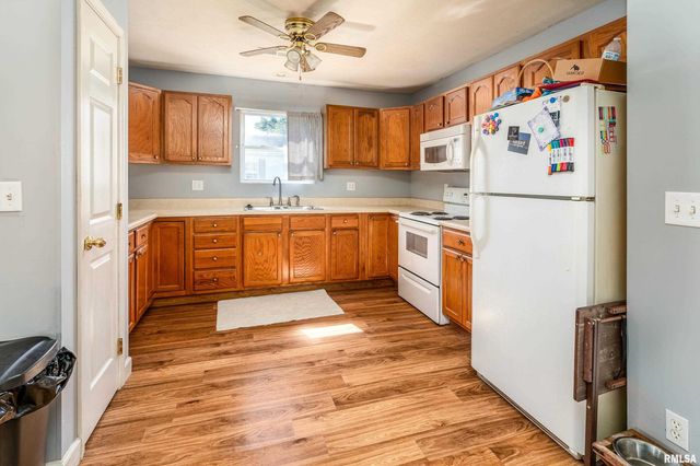 902 N TAFT Street, Marion, IL 62959