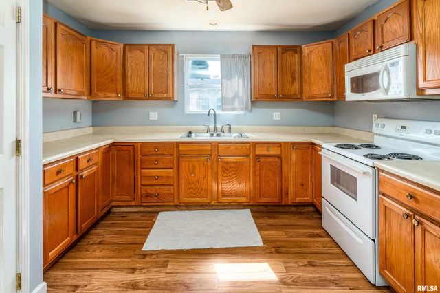 902 N TAFT Street, Marion, IL 62959