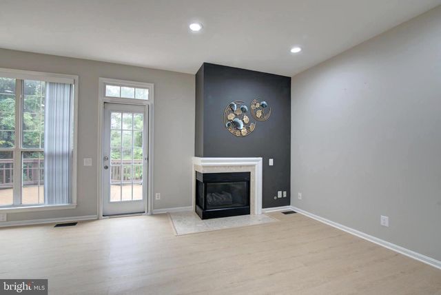 20867 TRINITY SQ, Sterling, VA 20165