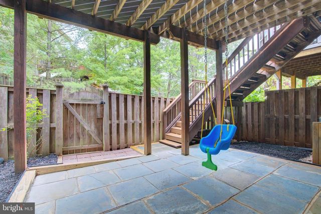20867 TRINITY SQ, Sterling, VA 20165