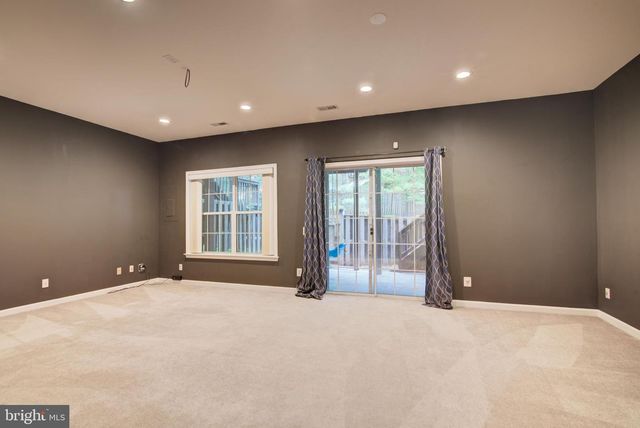 20867 TRINITY SQ, Sterling, VA 20165