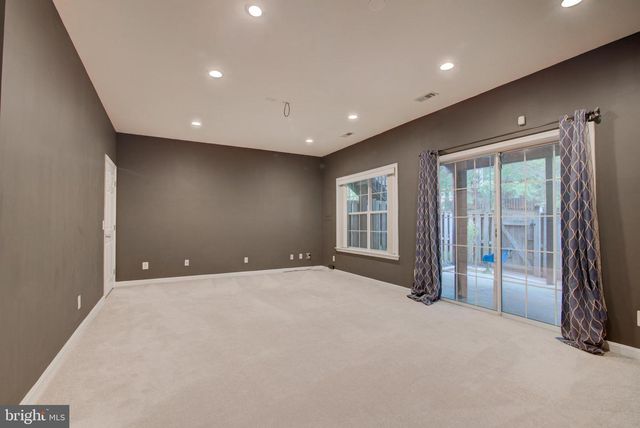 20867 TRINITY SQ, Sterling, VA 20165