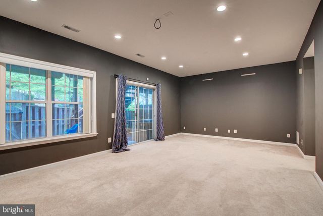 20867 TRINITY SQ, Sterling, VA 20165