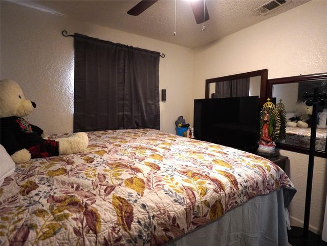 3931 Forbes Street, Fort Worth, TX 76105