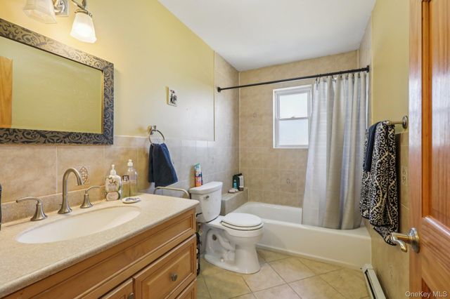 65 W Washington Avenue, Pearl River, NY 10965