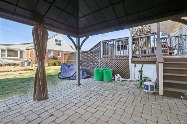 65 W Washington Avenue, Pearl River, NY 10965