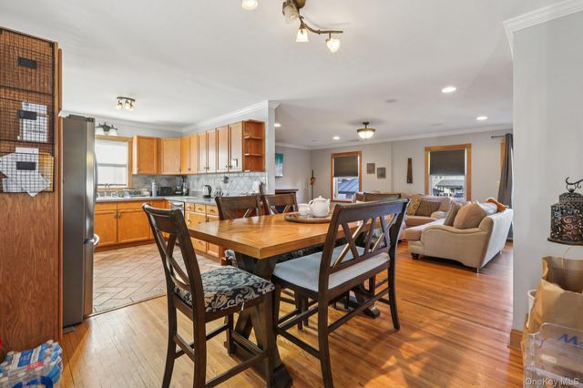 65 W Washington Avenue, Pearl River, NY 10965