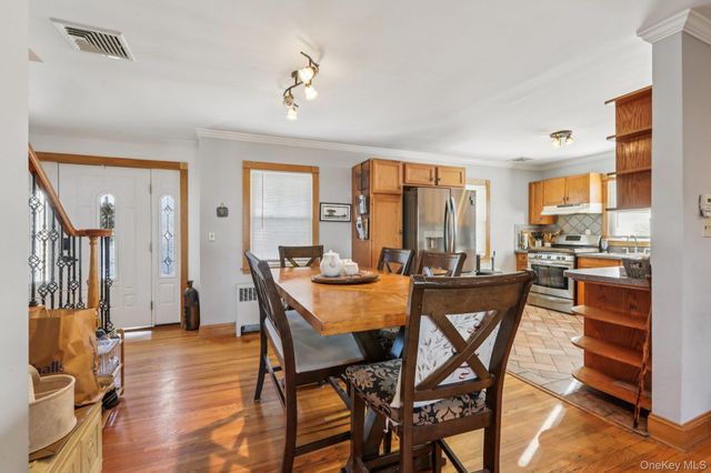 65 W Washington Avenue, Pearl River, NY 10965