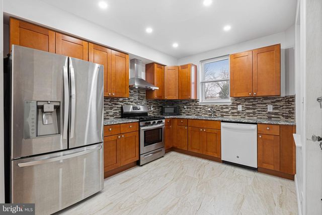 3870 FRANKFORD AVE, Philadelphia, PA 19124