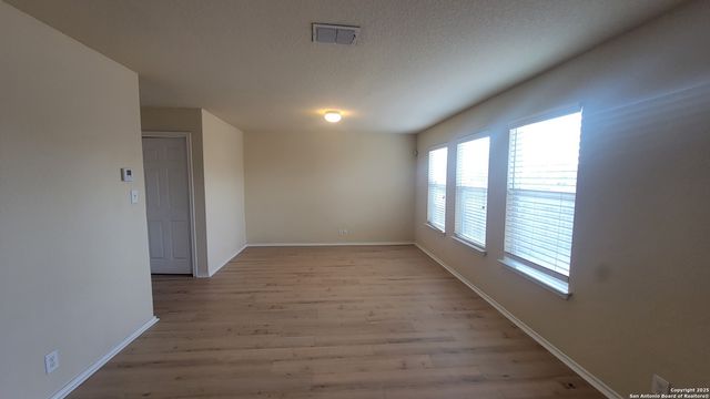 5411 Duke Field, San Antonio, TX 78227