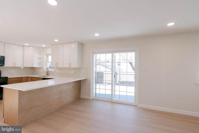 430 PARKVIEW AVE, Langhorne, PA 19047