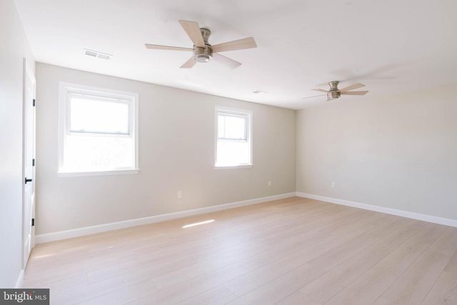 430 PARKVIEW AVE, Langhorne, PA 19047