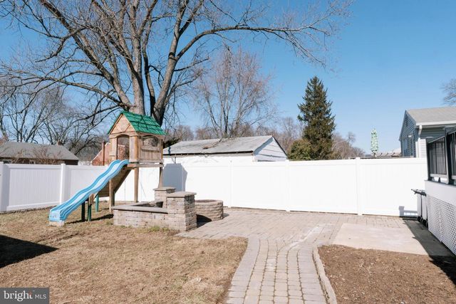 430 PARKVIEW AVE, Langhorne, PA 19047