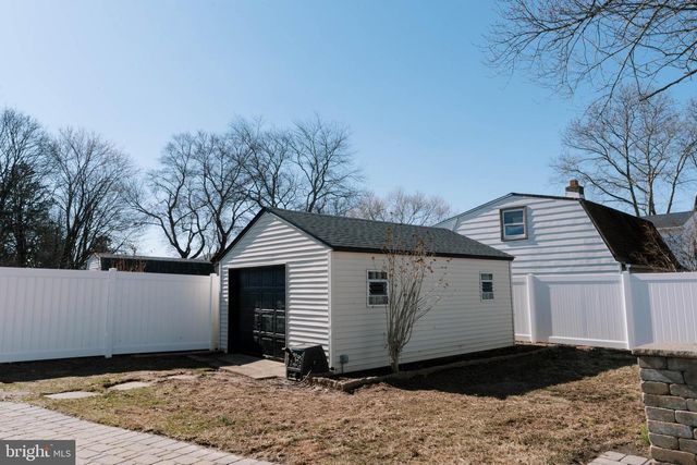 430 PARKVIEW AVE, Langhorne, PA 19047